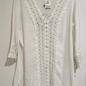 NWT White swimsuit coverup. Ladies size Medium.